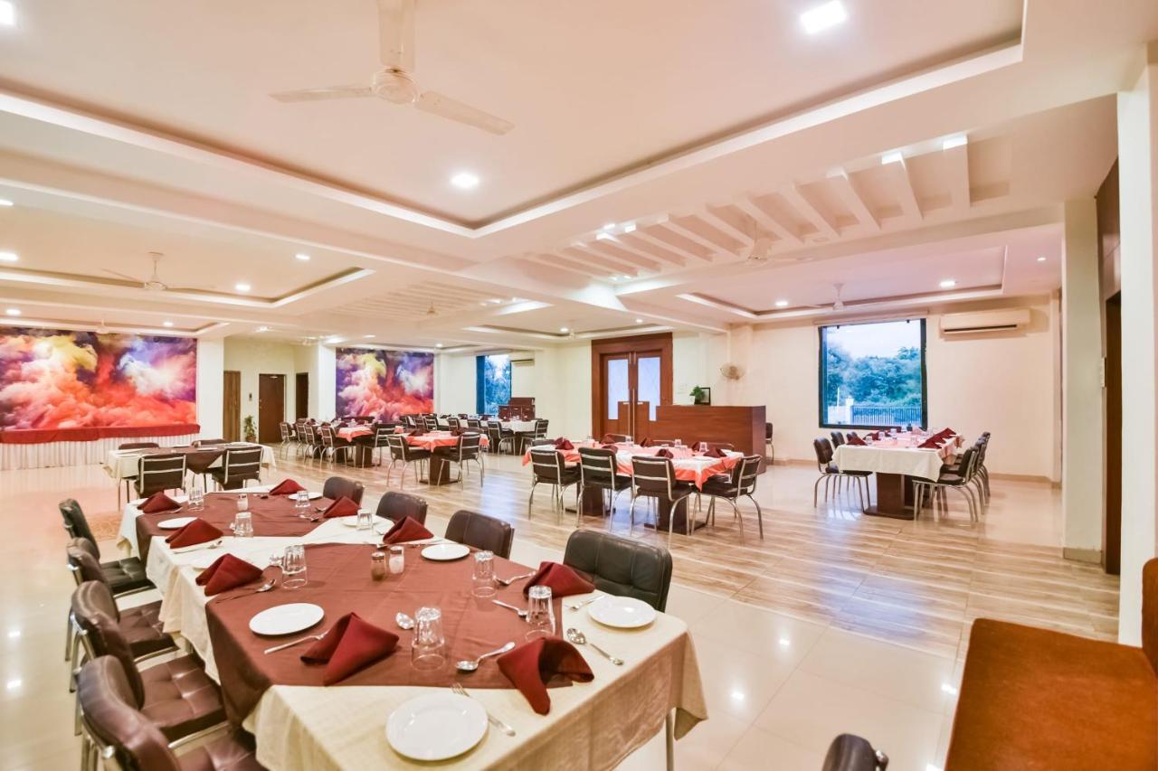 Palette - The Elegance Resort Chittorgarh Екстер'єр фото